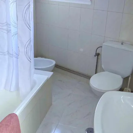 Piso De Laura En Primera Planta * Larino